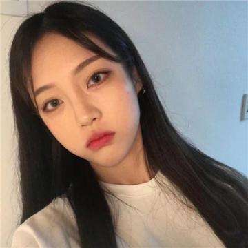 违停被贴不干胶 车主称方式太粗暴